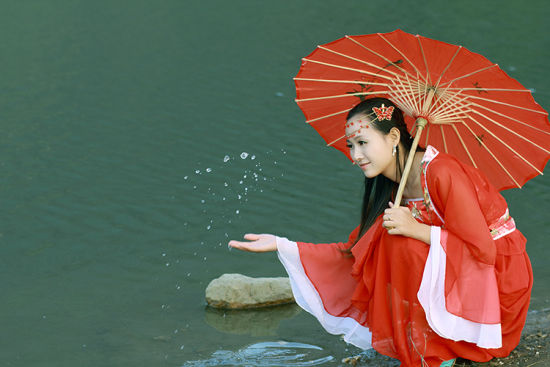 她的胴体场景原版